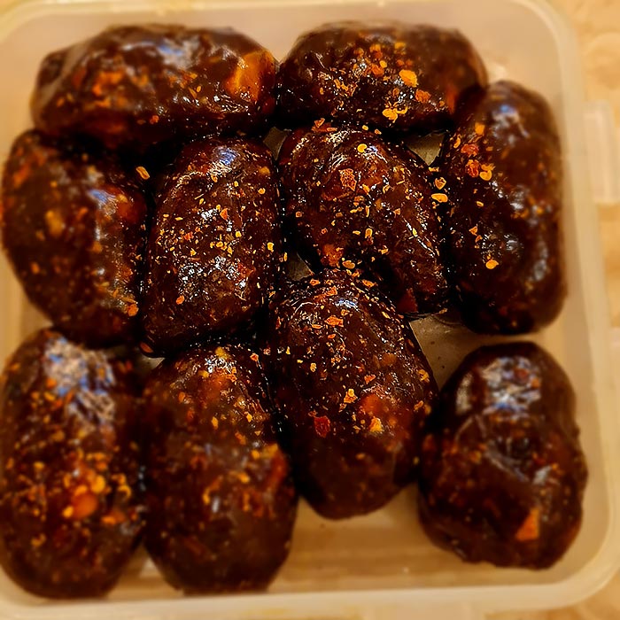 Tamarind fruit balls